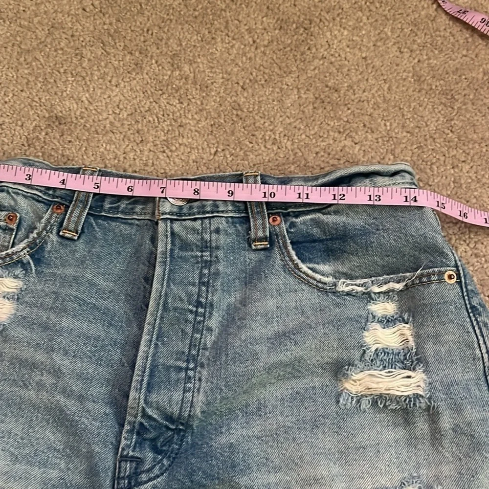 “Abercrombie & Fitch: High Waist Jean Shorts size 27”